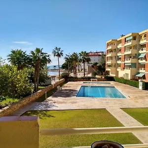 Primera Linea De Mar Con Piscina En Ebrehogar Appartement
